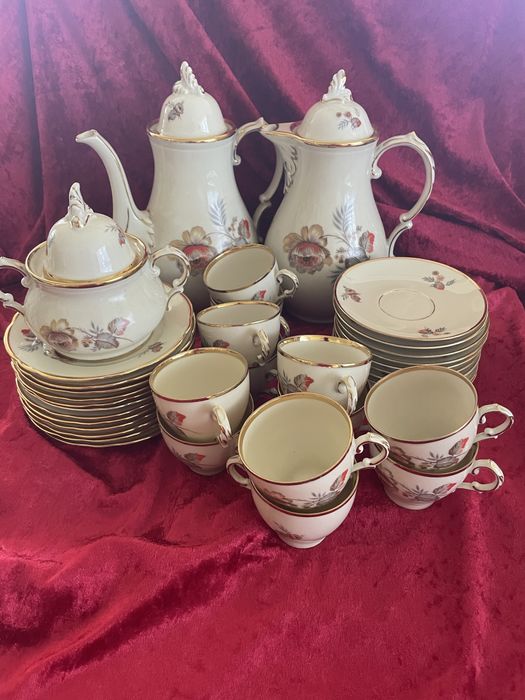 Porcelanowy serwis do kawy/herbaty
