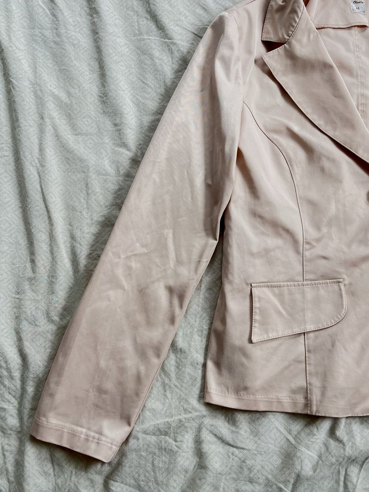 Plus size damska rozowa marynarka oversize