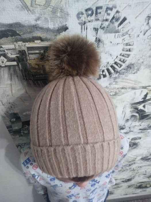 Шапка для девочки 10-15 лет