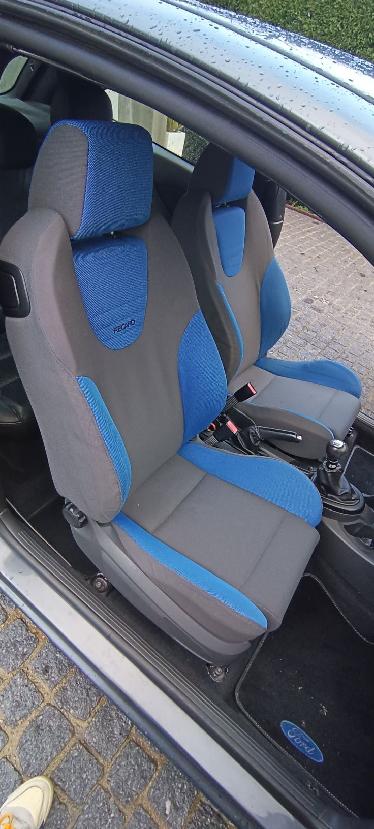 Bancos Recaro Ford