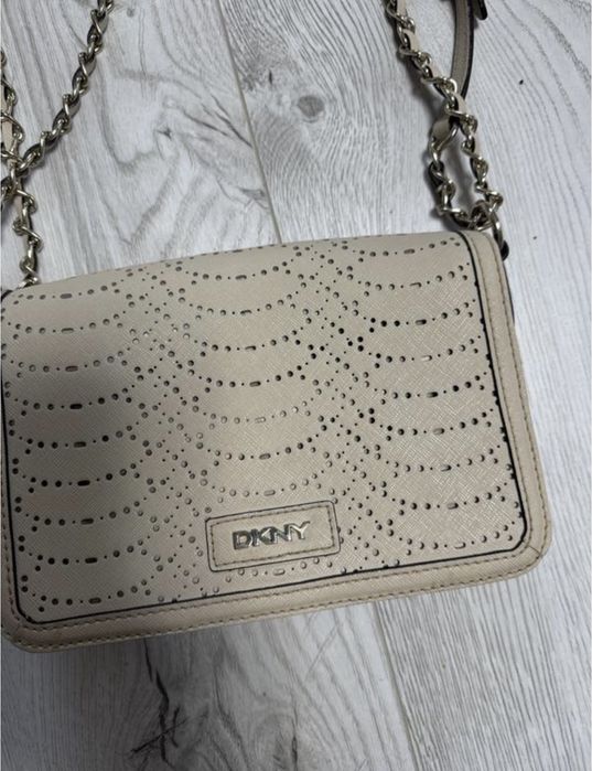 Шкіряна суика DKNY