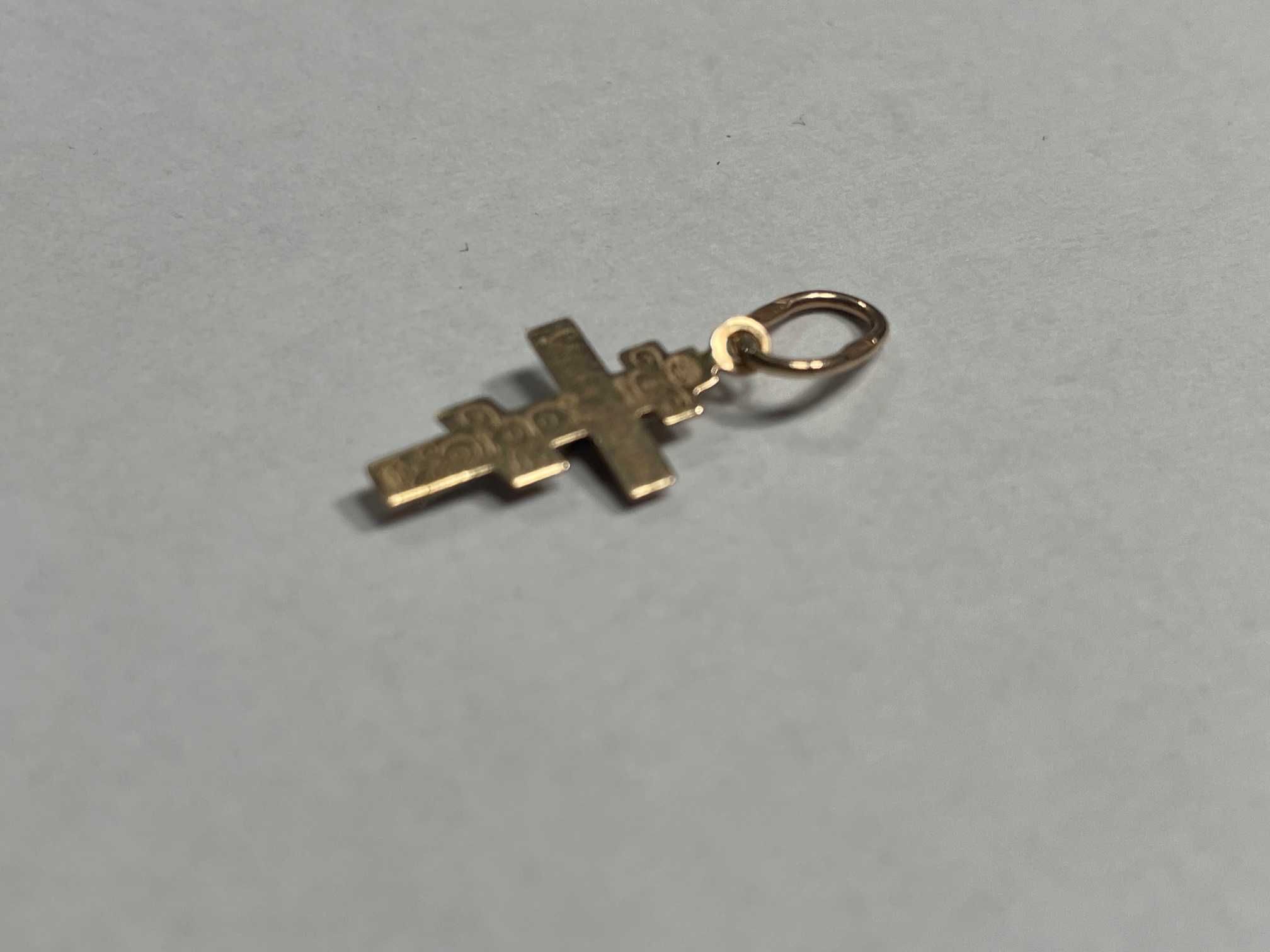 Prawosławny krzyżyk z różowego złota 14kt 0,61 gram