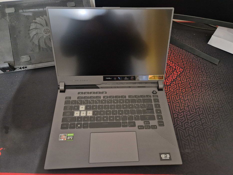 ASUS rog strix G513QM-HN027