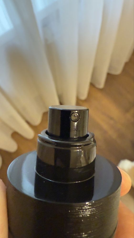 Продам мужскую туалетную воду Armani Code