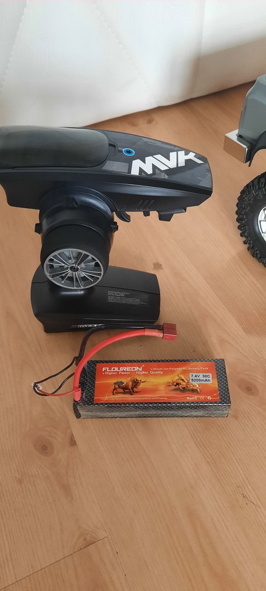 Model rc 1:10 Axial