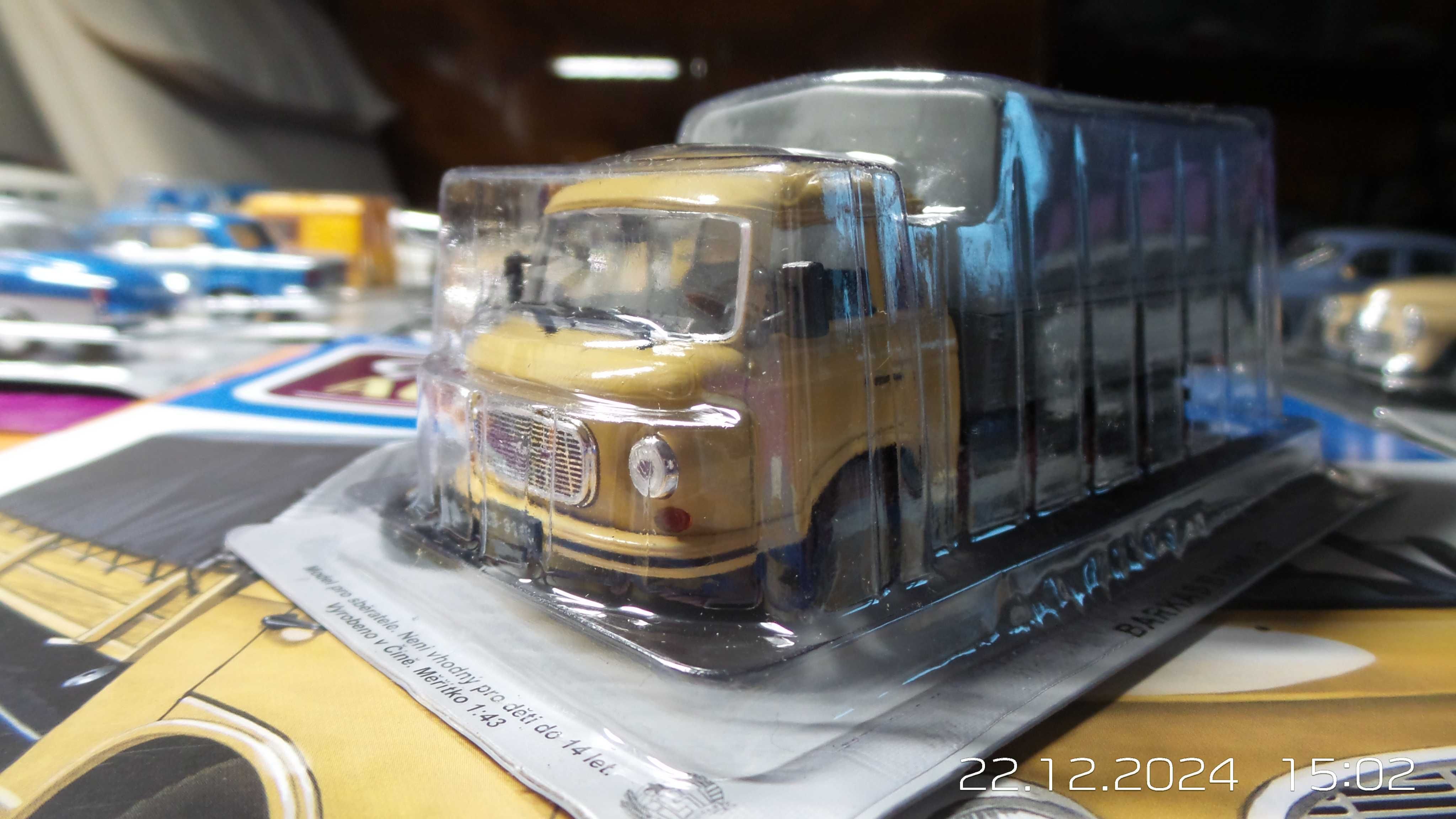 Barkas B 1000HP Z gazetką .Kultowe Auta PRL Oraz 140 innych modeLI