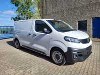Opel Vivaro  1.5 Diesel 120 KM Navi Kamera Tempomat Klima Parktronik z Niemiec