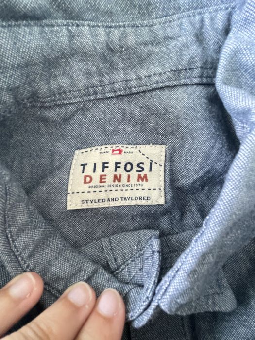 Camisola rapaz azul com capuz e efeito camisa por dentro Tiffosi 13/14