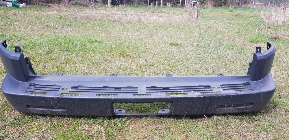 zderzak tył Land Rover Discovery 4 IV