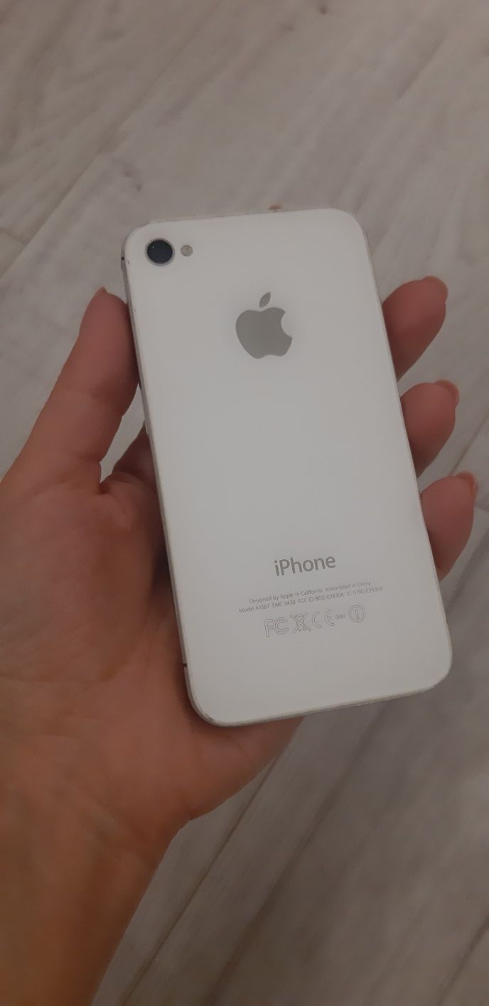 Iphone 4s apple телефон