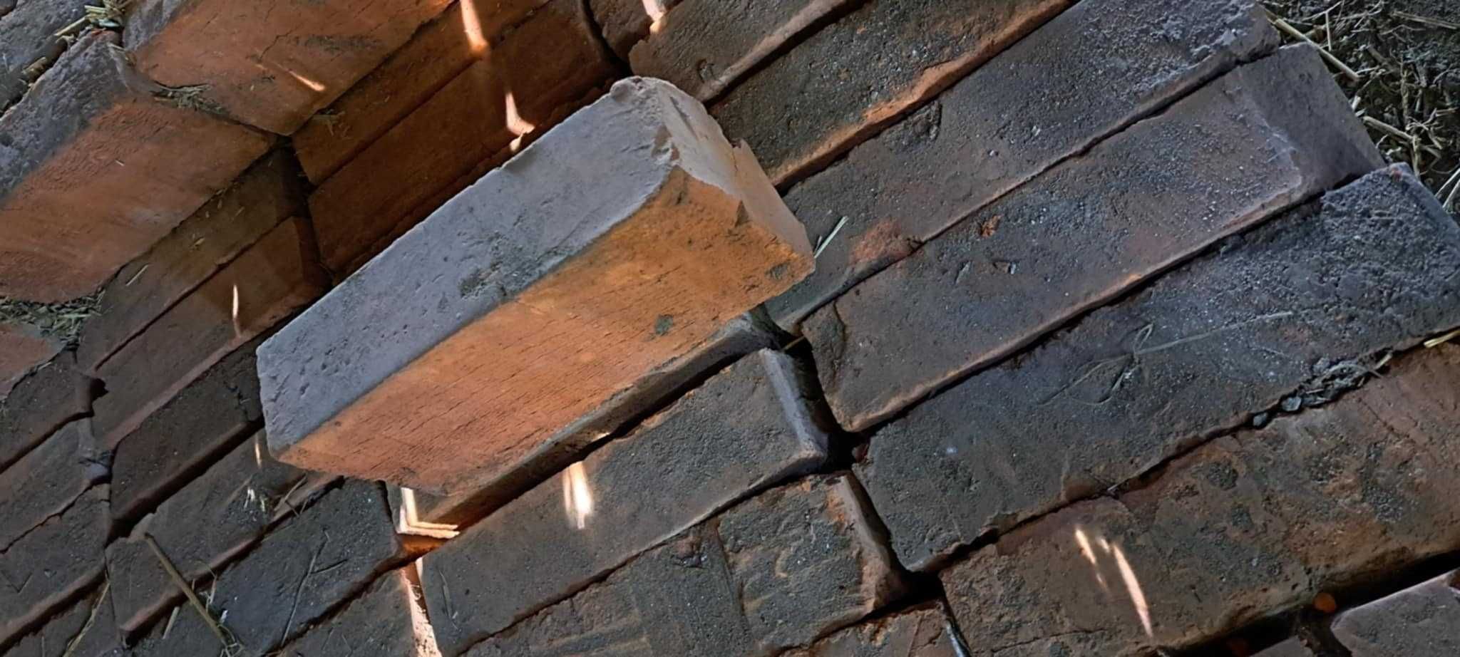 Cegła stara około 500szt