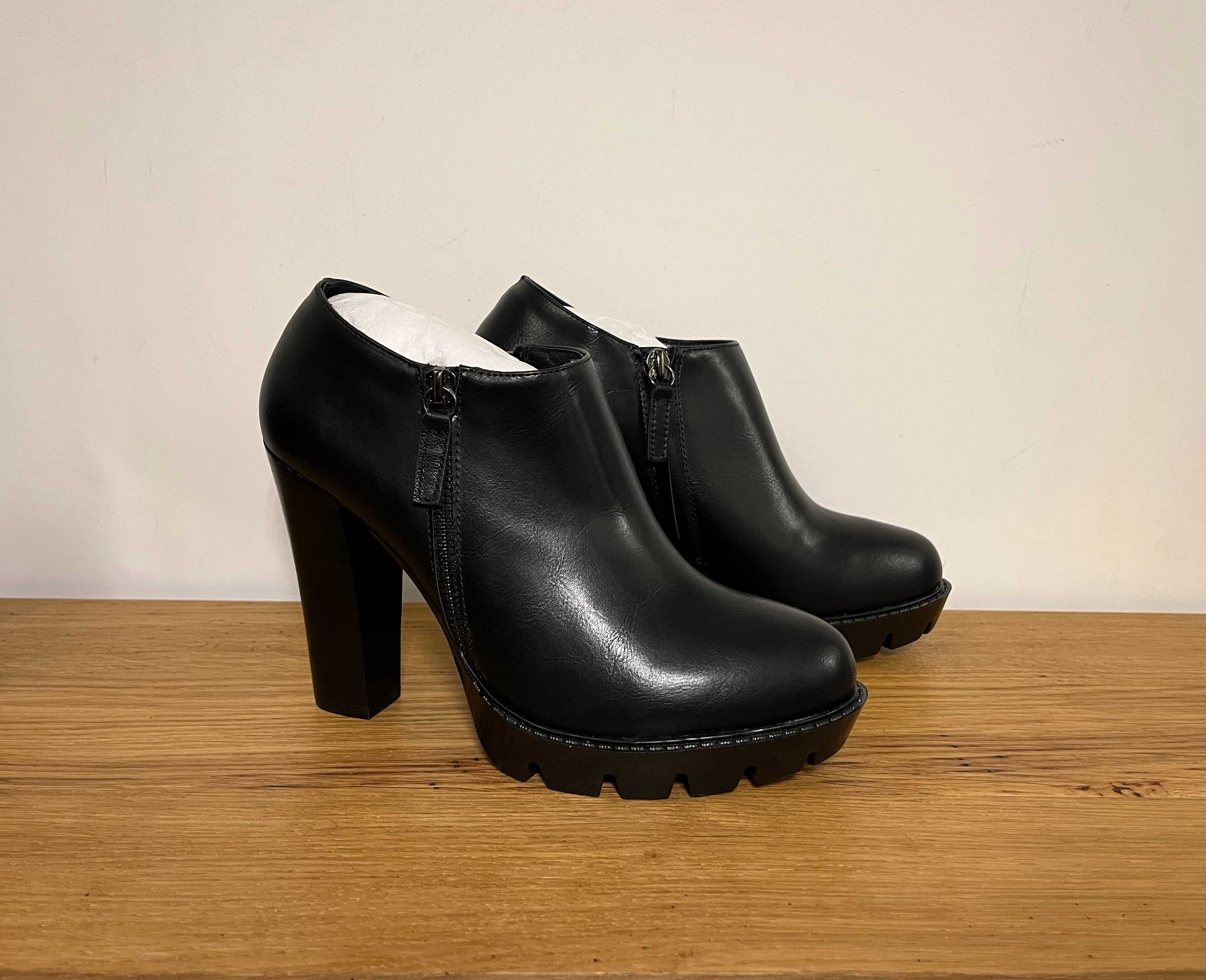Bibi Lou ankle boots, botki rozmiar 40