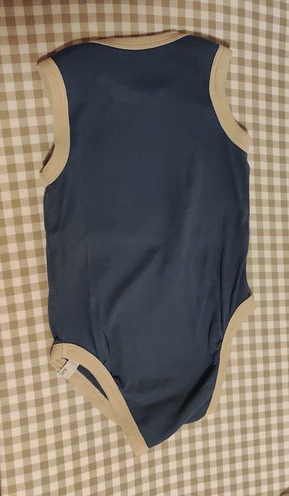 Granatowe body z misiem r 62/68 bokserka