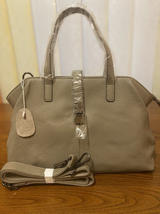 Жіноча шкіряна сумка.