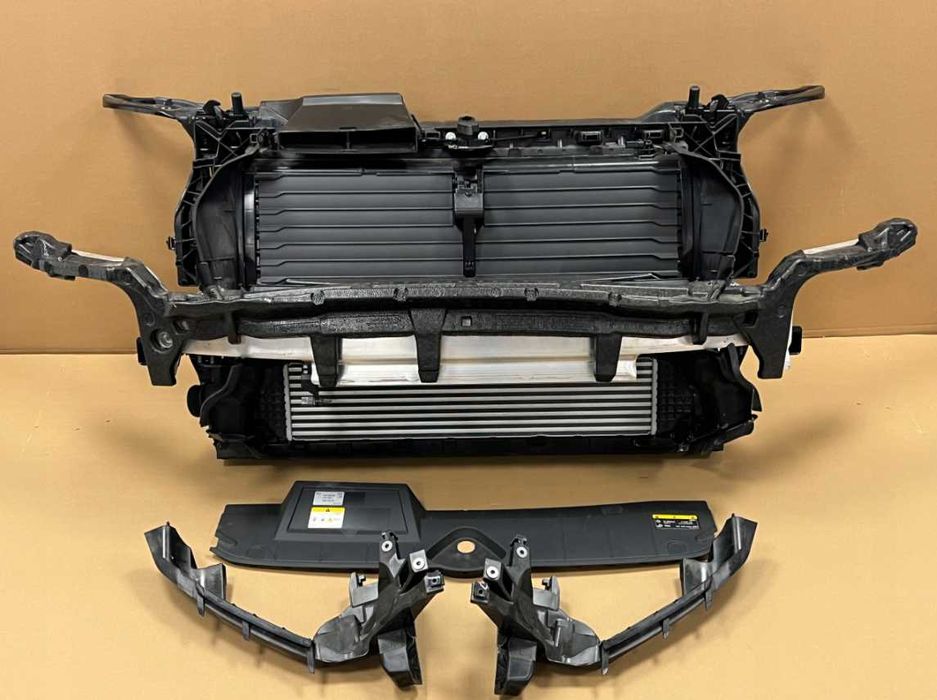 Комплектная панель Audi Q5 80a 8r радиатор основной разборка