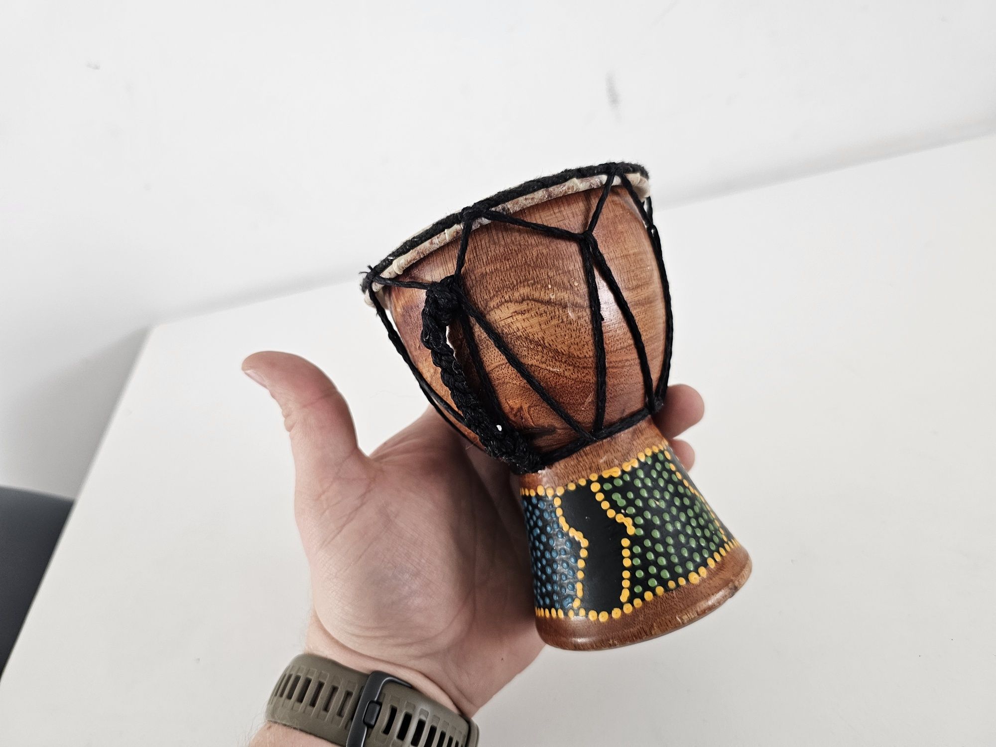 Przenośny bęben afrykański, klasyczny bębenk