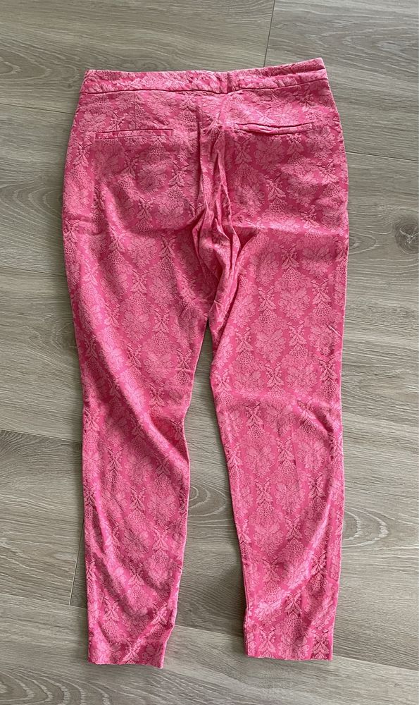 Spodnie z materialu rozowe z zary rozmiar 34