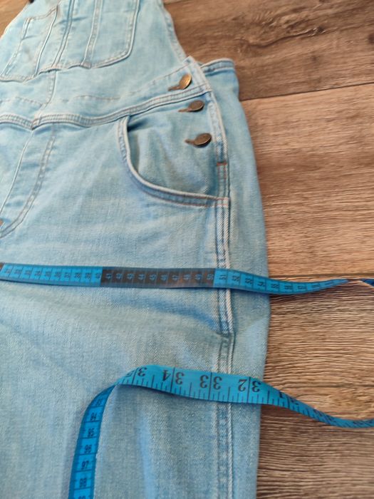 Джинсовий комбінезон