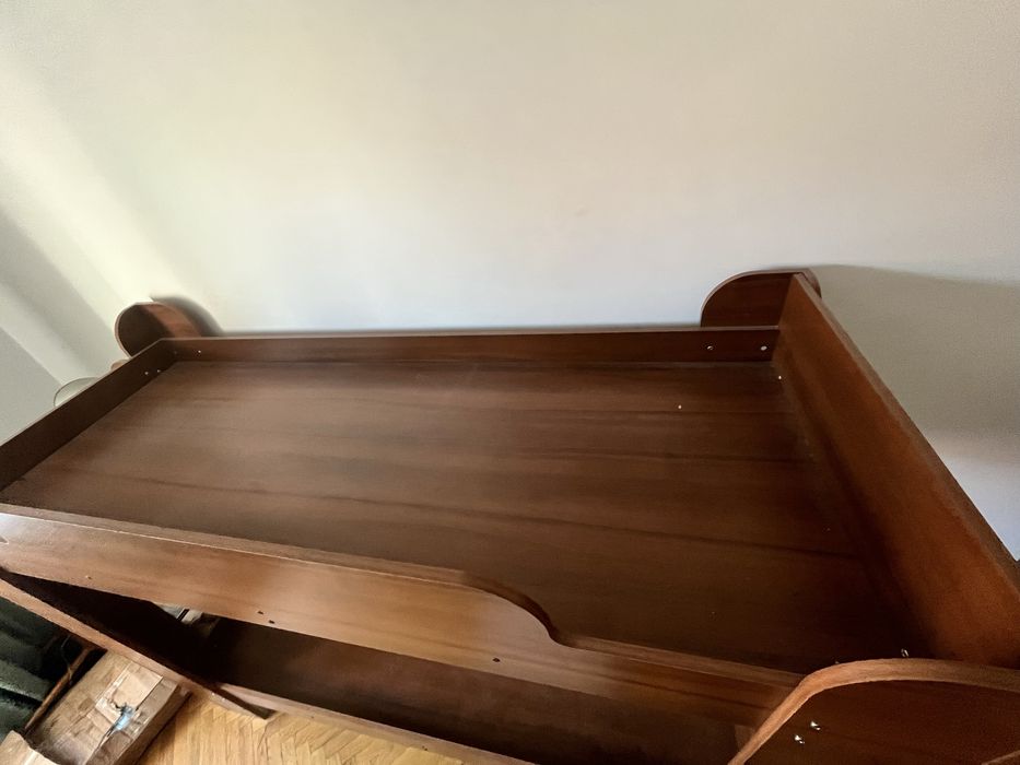 Двоярусне ліжко з МДФ.