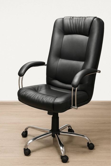 Офісні крісла б/у