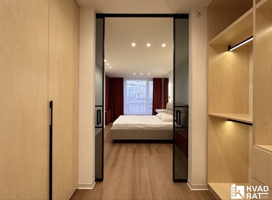 Продаж, квартира з дизайнерським ремонтом ЖК Main House, 53м2, центр