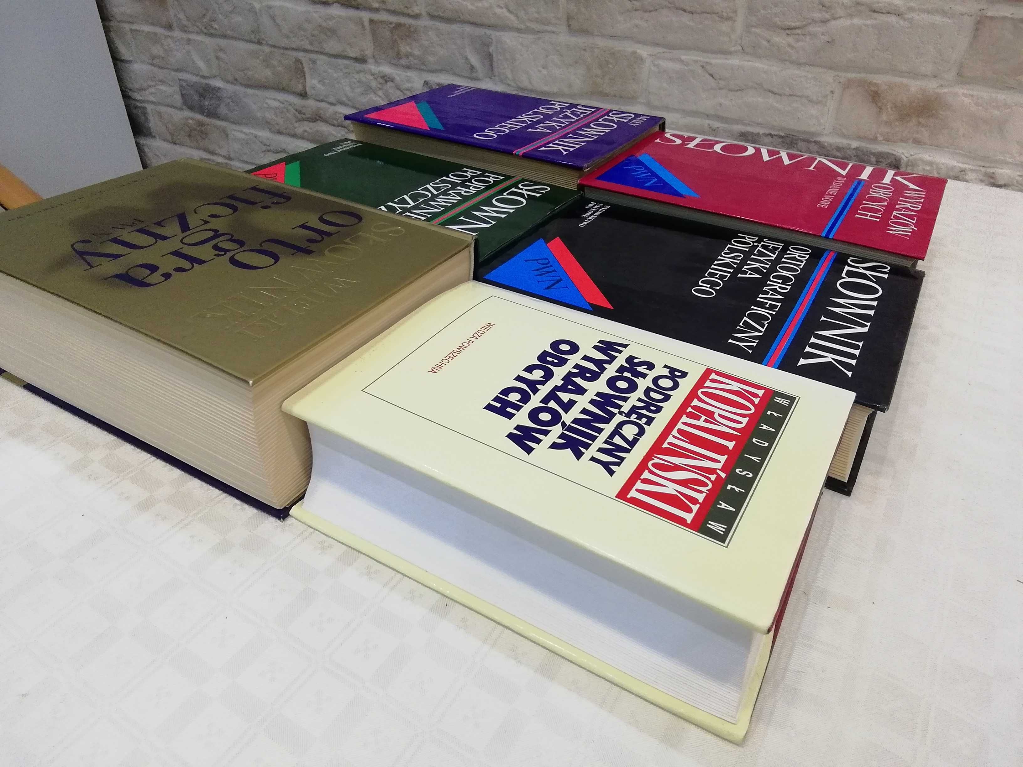 Komplet Słowników ortograficzny poprawnej polszczyzny wyrazów obcych