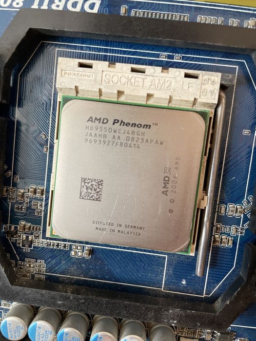 Комплект AMD Phenom 9550 Gigabyte MA74GM