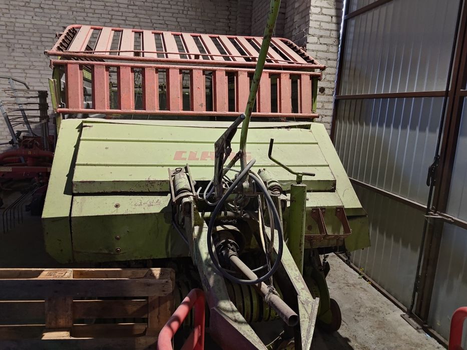 Przyczepa samozbierająca CLASS