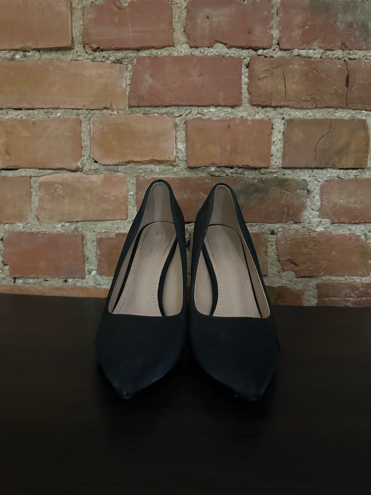 Buty na obcasie czarne