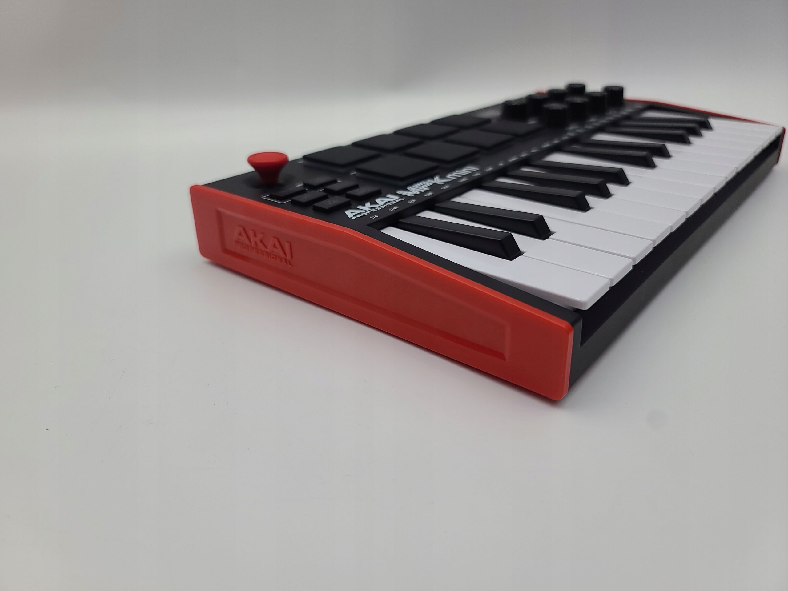 Akai MPK Mini MK3 klawiatura sterująca