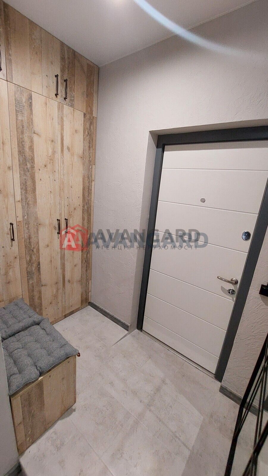 1к.кв НОВОСТРОЙ.Гагарина(Науки).Дафи.Мебель+техника 13000грн