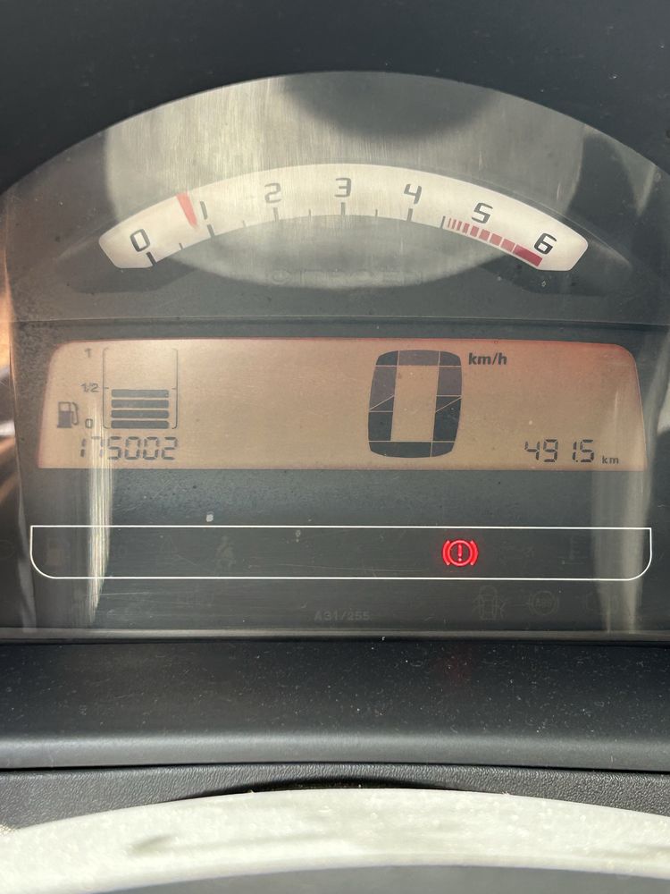 Carro - Citroen C2 VT