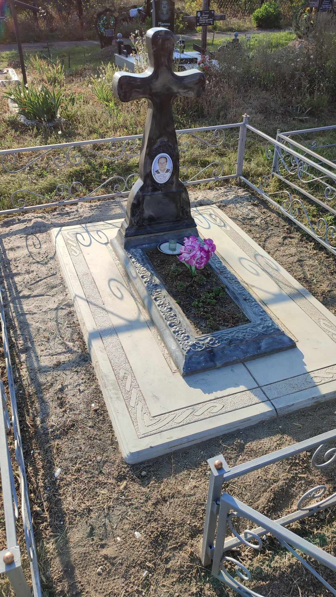 Професійне  Встановлення Пам'ятників.
