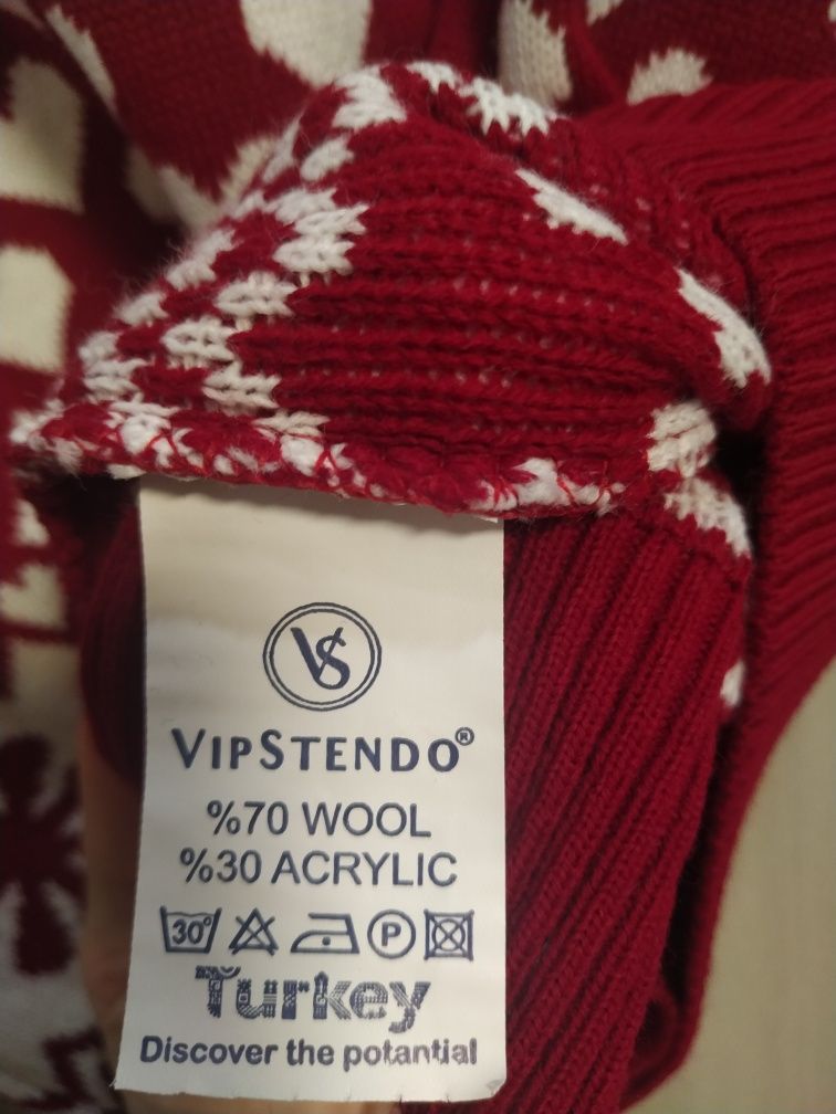 Свитер женский VIP STENDO,новогодний, новый