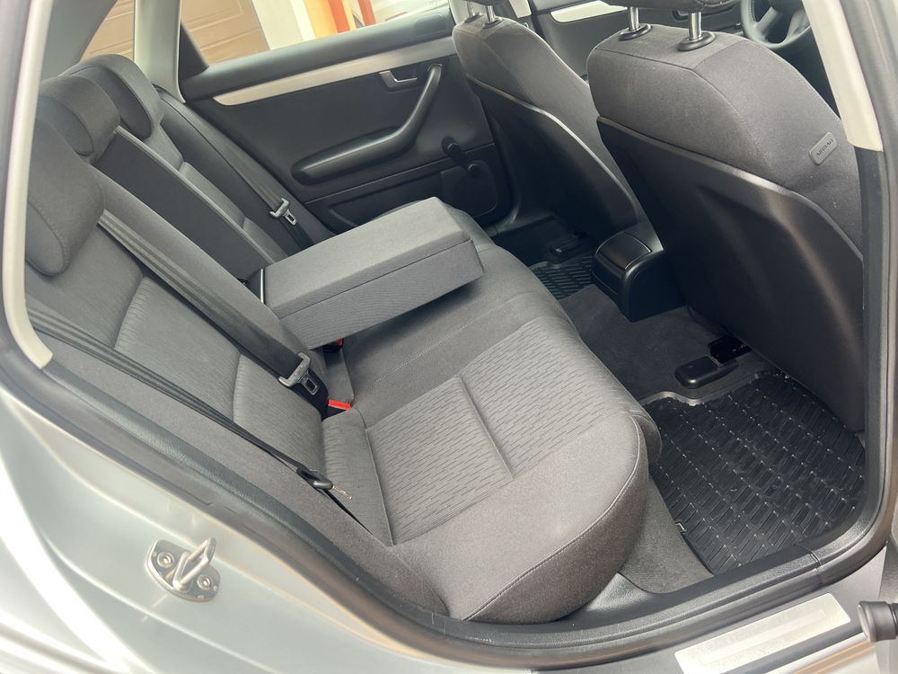 Audi a4 b7 2.0 MPI perfekcyjny zero korozji 188tys.km TUV