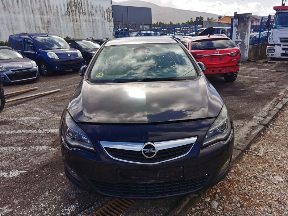 Peças Opel Astra J do ano 2010 - 2.0 Diesel