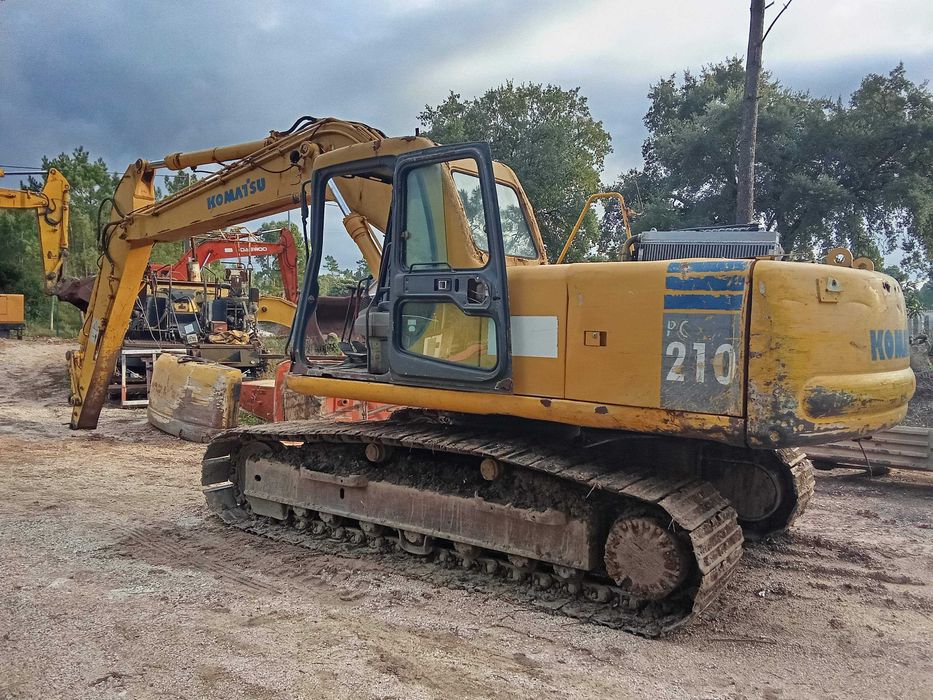 Peças Escavadora Giratoria Komatsu PC210-6