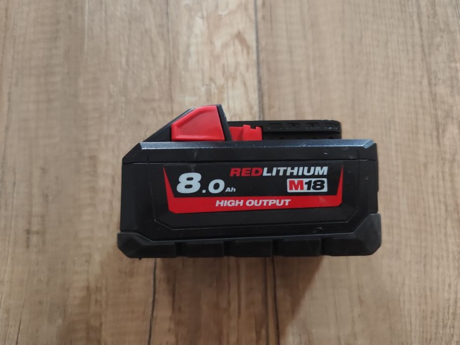 Akumulator Milwaukee 8ah M18