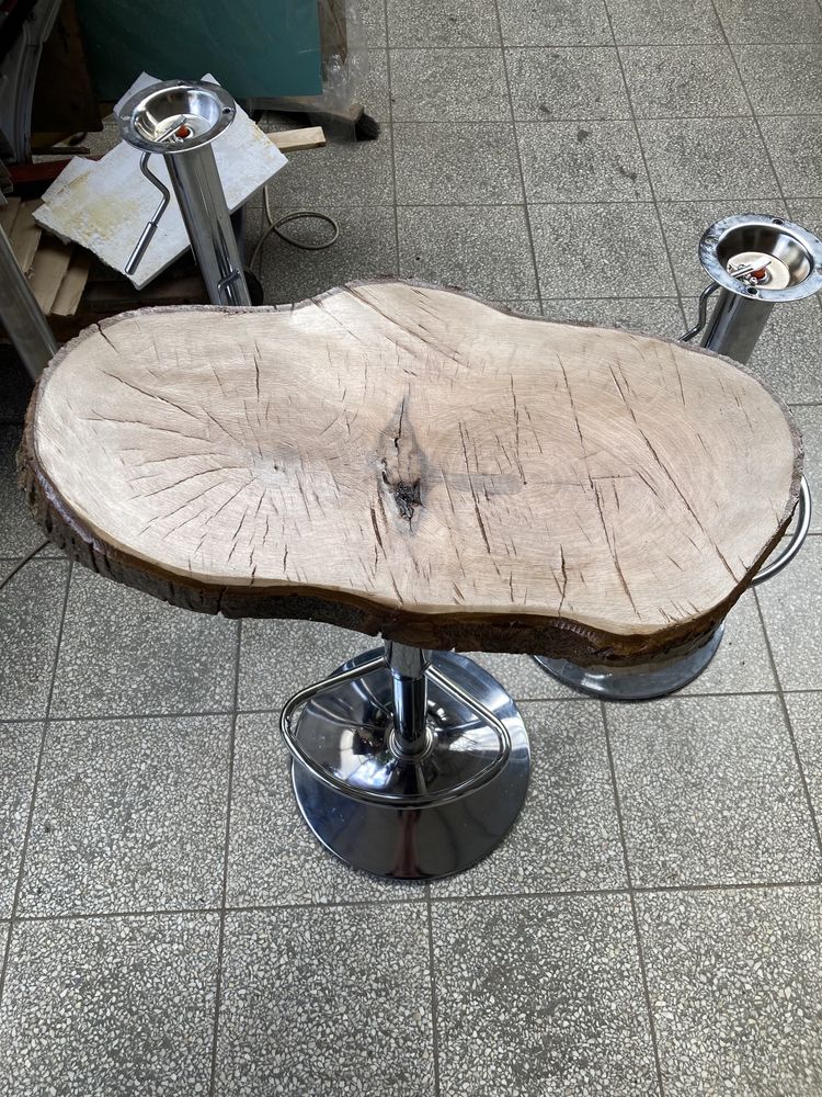 Krzesło barowe , Hoker z drzewa orzechowego - orzech wloski
