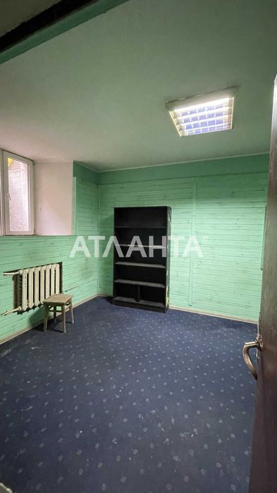 Предлагается квартира в центре Одессы 10 комнат