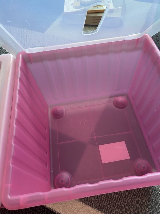 Pojemniki na zabawki Ikea