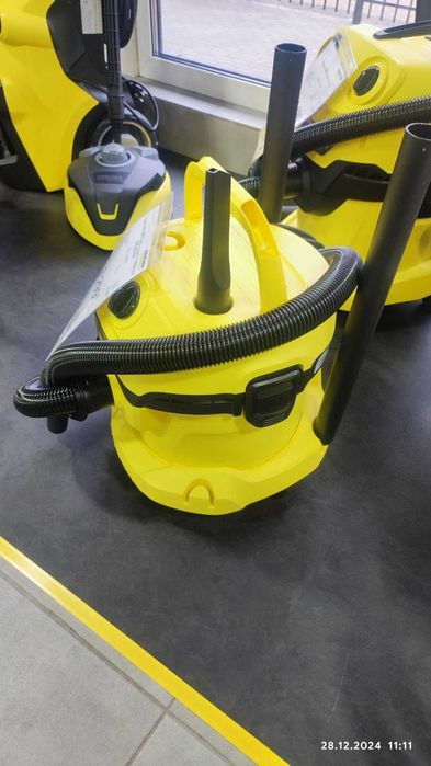 Господарський пилосос керхер Karcher WD 2 Plus V-12/4/18/C