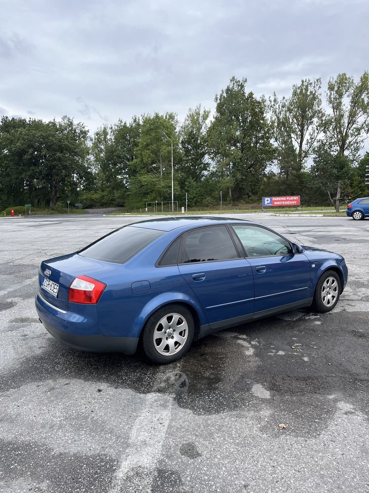 Audi A4 B6 1.6 MPI Benzyna 102km 2002r
