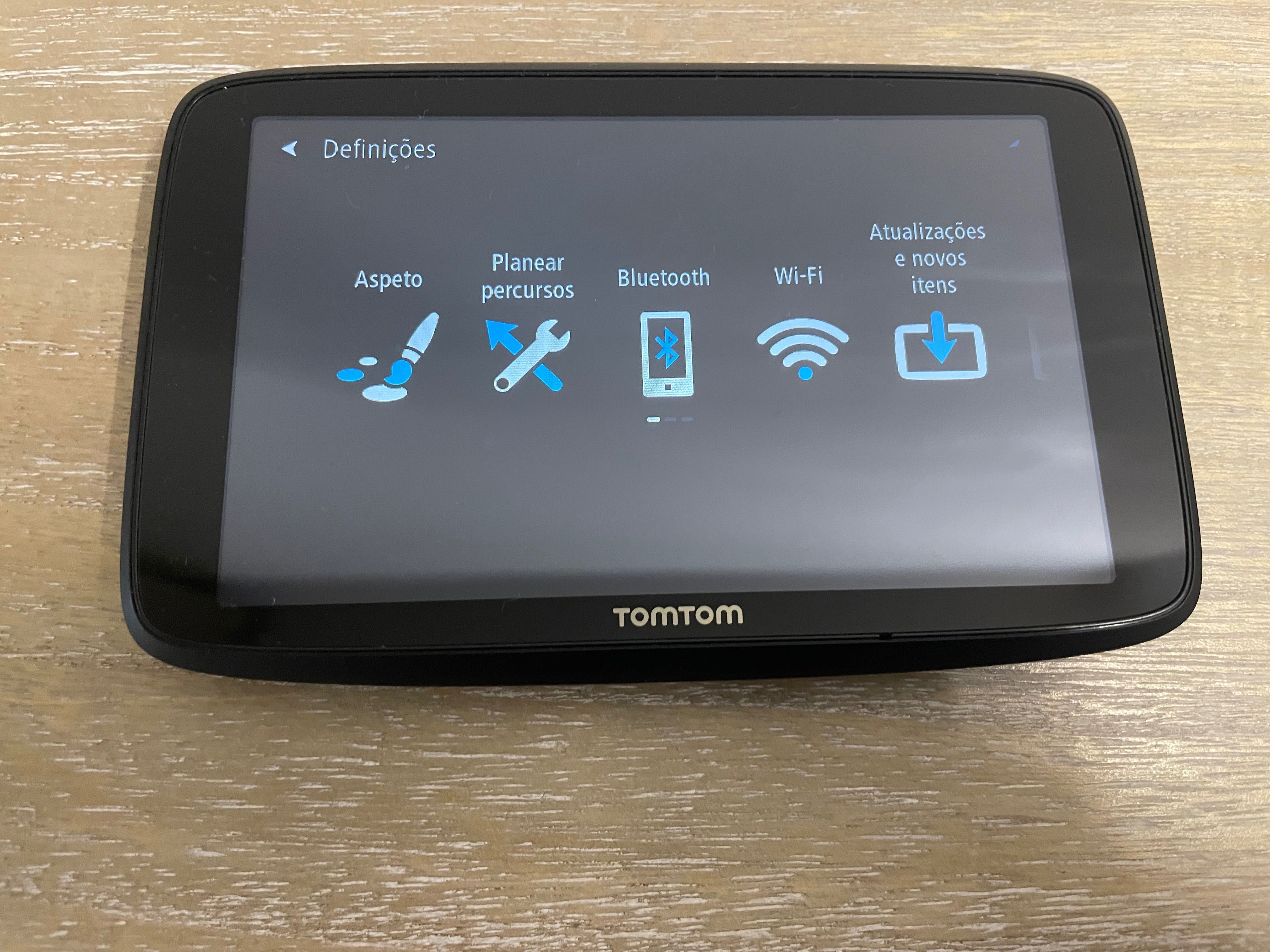 Tomtom go essential 6