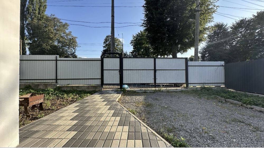 Продаж хорошого будинку