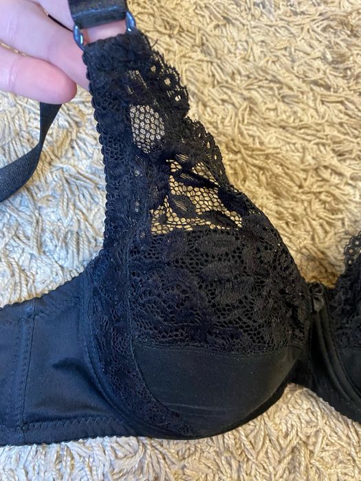 Бюстгальтер с мягкой чашкой