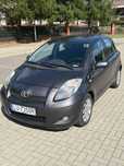 Toyota Yaris SUPER STAN niski przebieg