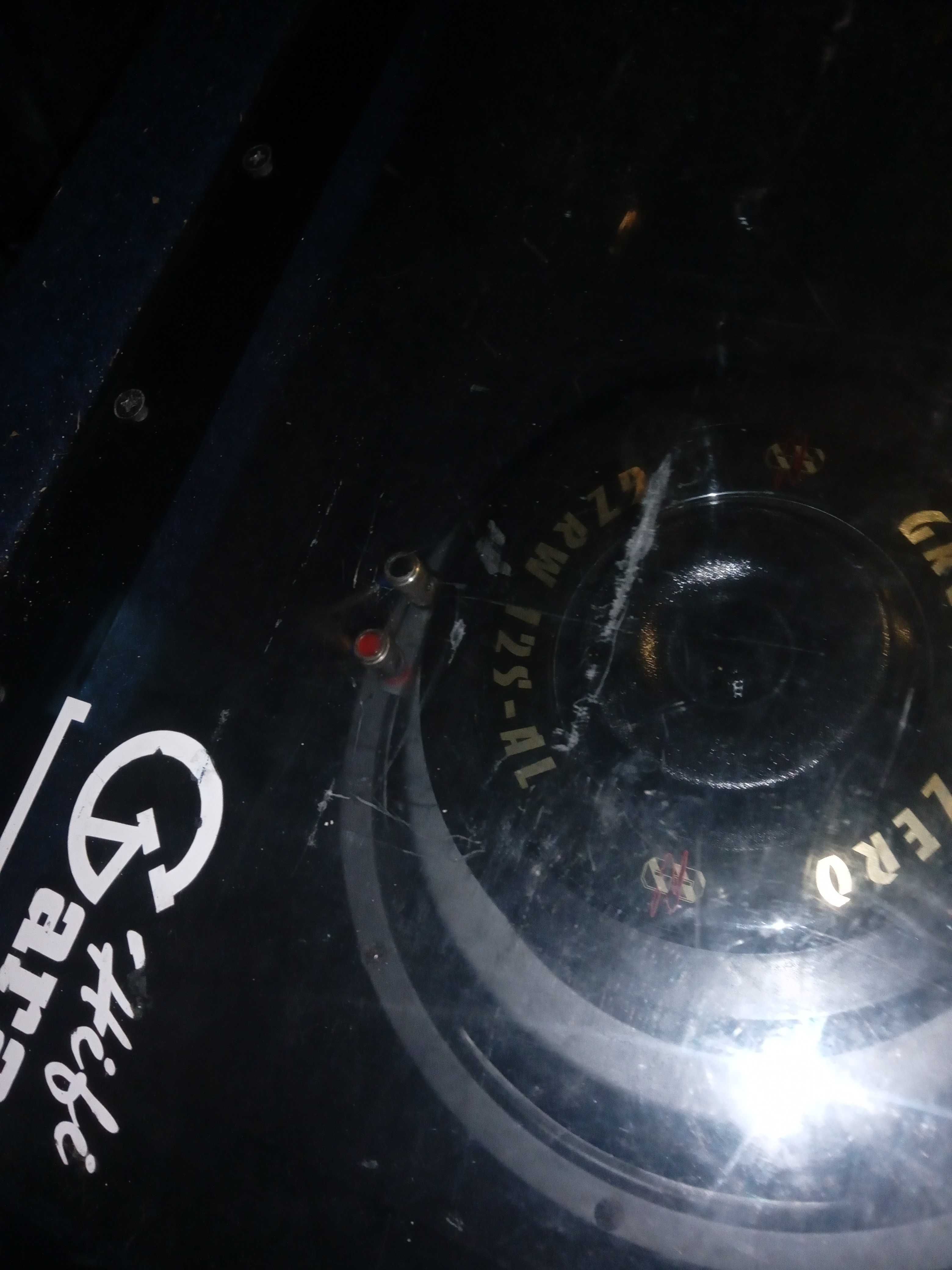 Subwoofer grand zero