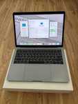 ІДЕАЛЬНИЙ Macbook PRO 13", 2017, 8/128/2 порти тандерболт, комплект