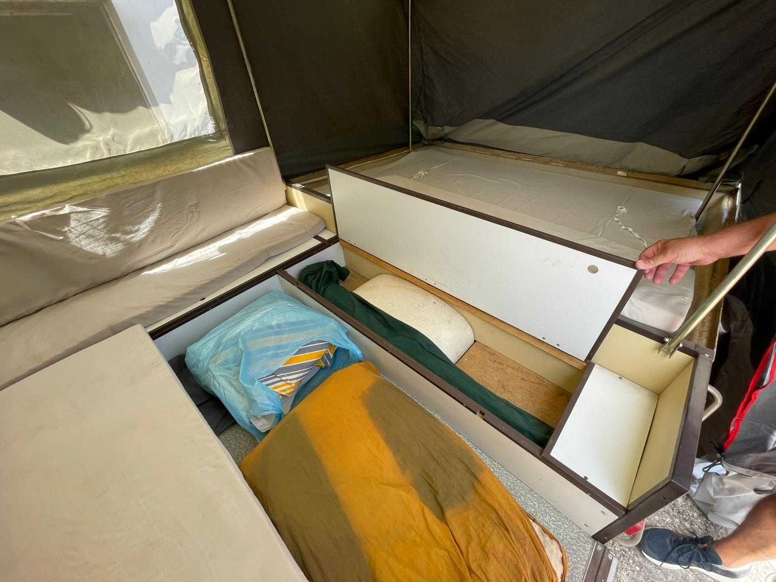 Auto tenda saurium J4